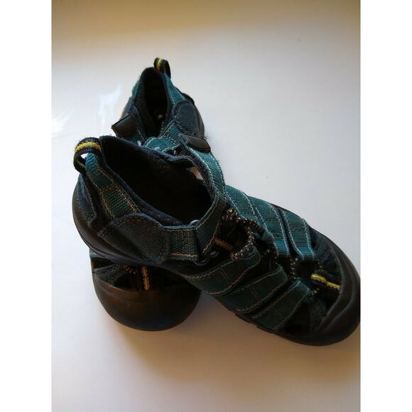 Keen Kids Newport H2 Hiking Waterproof Sandals - Picture 1 of 6